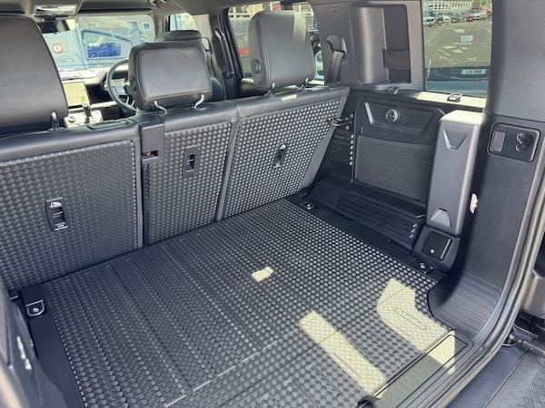 Used Land Rover Defender 2022 for sale - 74516820: Photo 28