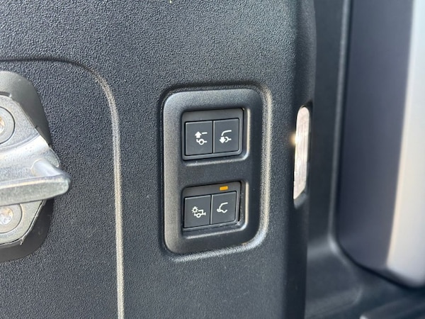 Used Land Rover Defender 2022 for sale - 74516820: Photo 29