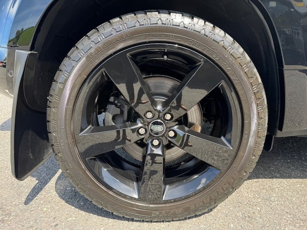 Used Land Rover Defender 2022 for sale - 74516820: Photo 46
