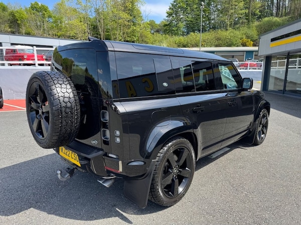 Used Land Rover Defender 2022 for sale - 74516820: Photo 8