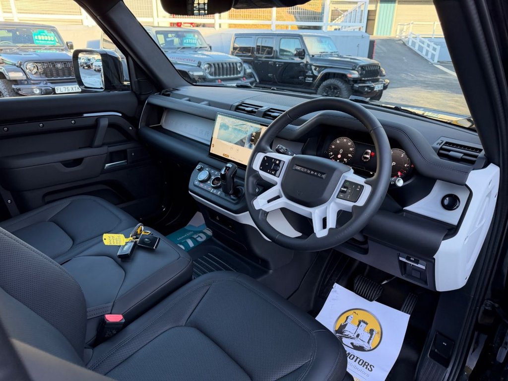 Used Land Rover Defender 2025 for sale - 77463599: Photo 11