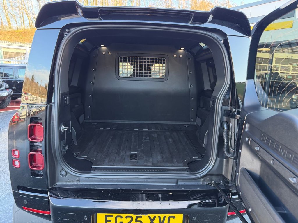 Used Land Rover Defender 2025 for sale - 77463599: Photo 17