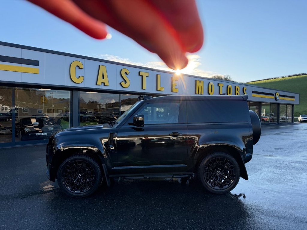 Used Land Rover Defender 2025 for sale - 77463599: Photo 3