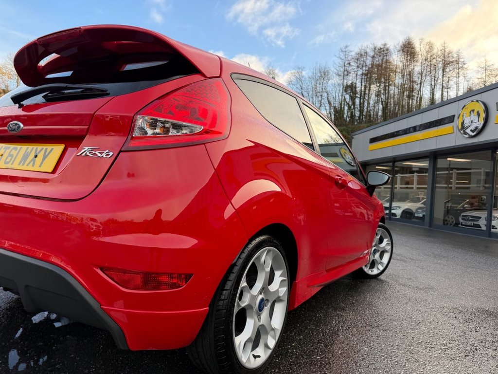Used Ford Fiesta 2011 for sale - 76617244: Photo 28