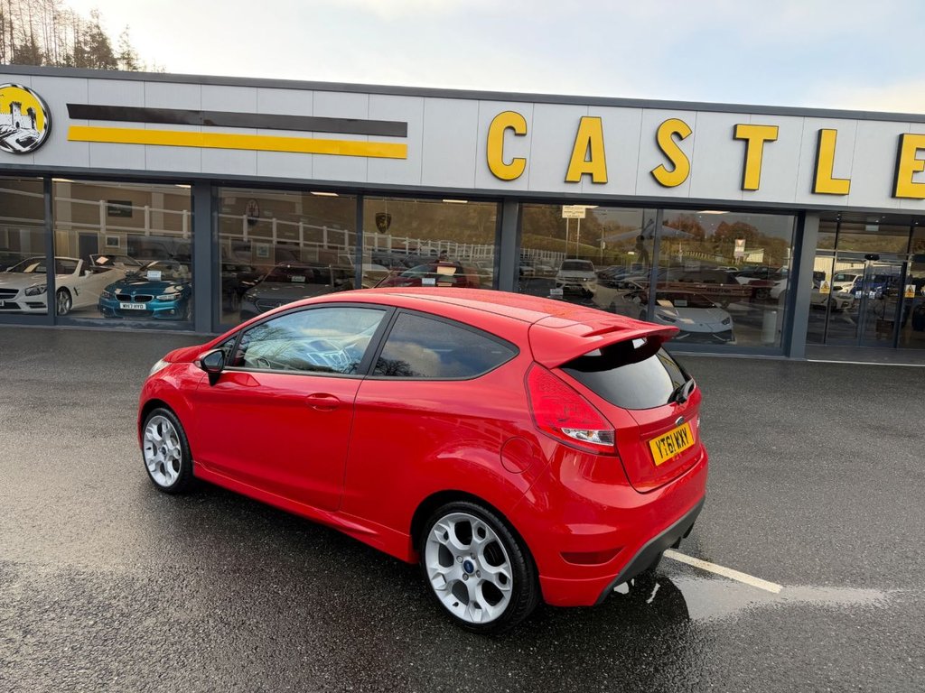 Used Ford Fiesta 2011 for sale - 76617244: Photo 5