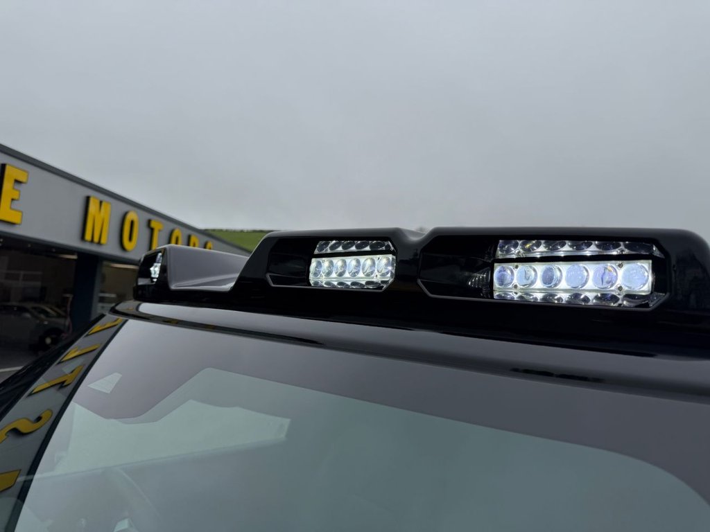 Used Land Rover Defender 90 2026 for sale - 78069244: Photo 21