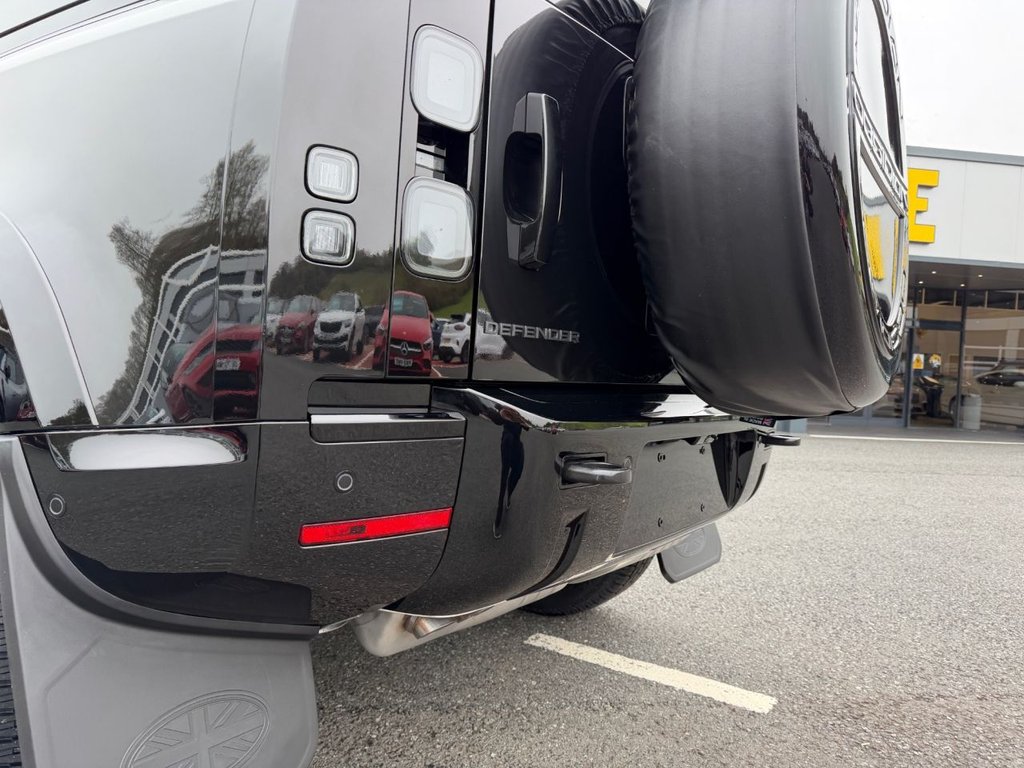 Used Land Rover Defender 90 2026 for sale - 78069244: Photo 27