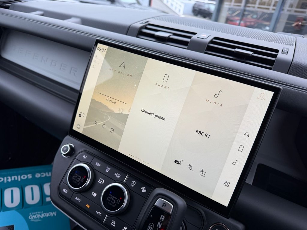 Used Land Rover Defender 90 2026 for sale - 78069244: Photo 32