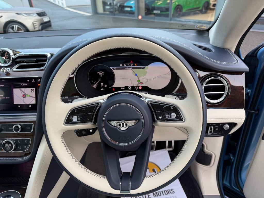 Used Bentley Bentayga 2023 for sale - 76923820: Photo 11
