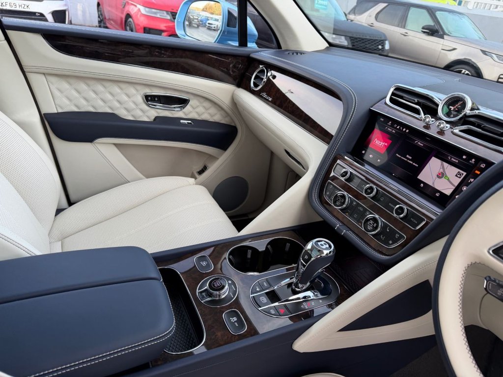 Used Bentley Bentayga 2023 for sale - 76923820: Photo 12