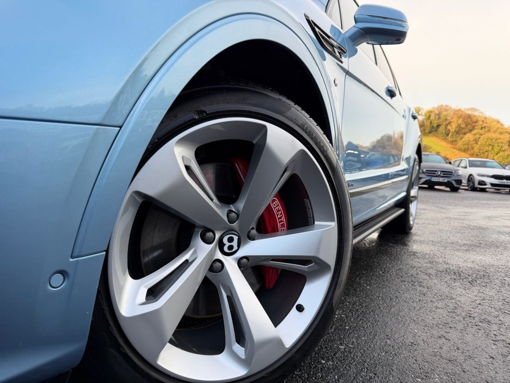 Used Bentley Bentayga 2023 for sale - 76923820: Photo 34