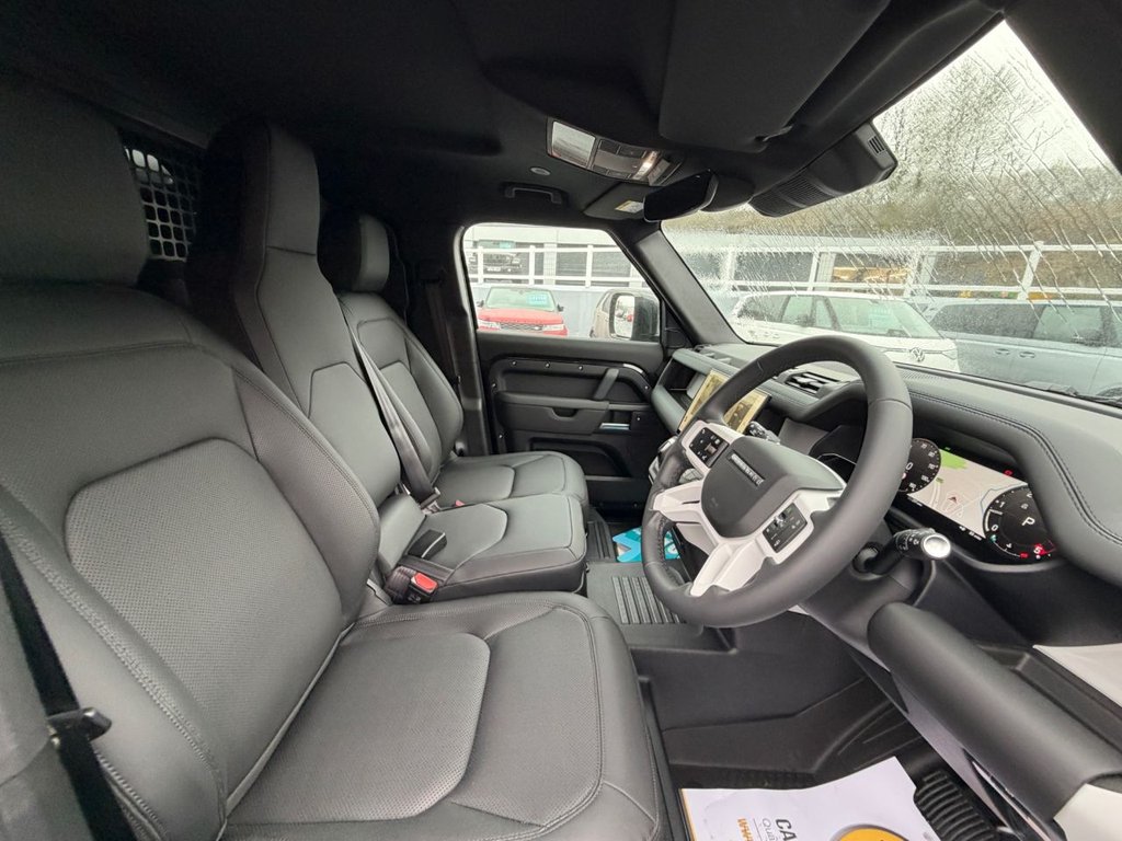 Used Land Rover Defender 110 2026 for sale - 77919577: Photo 12