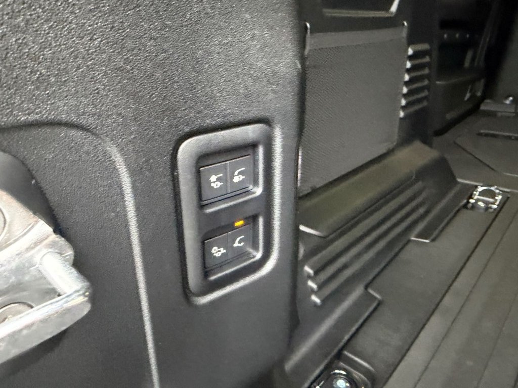 Used Land Rover Defender 110 2026 for sale - 77919577: Photo 18