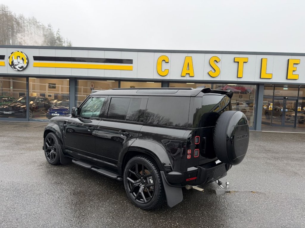 Used Land Rover Defender 110 2026 for sale - 77919577: Photo 5