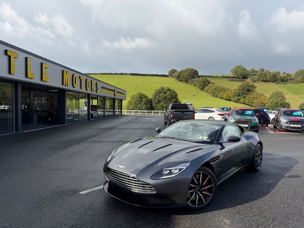 Used Aston Martin DB11 2017 for sale - 76163238: Photo 22