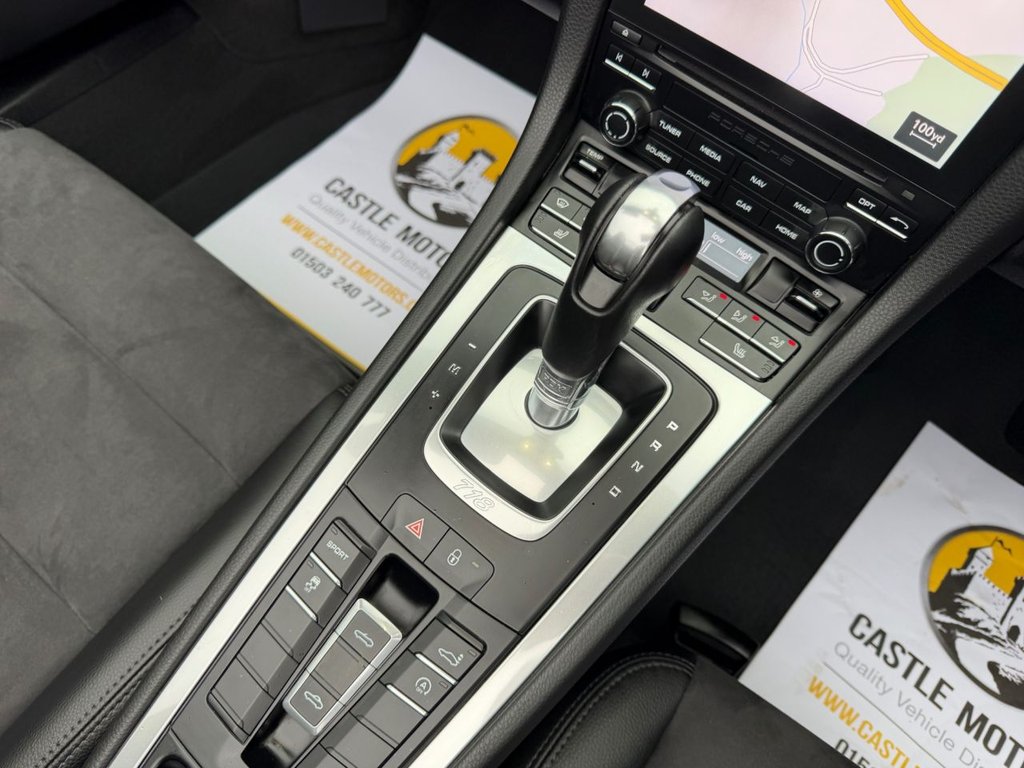 Used Porsche Boxster 2018 for sale - 77904995: Photo 32