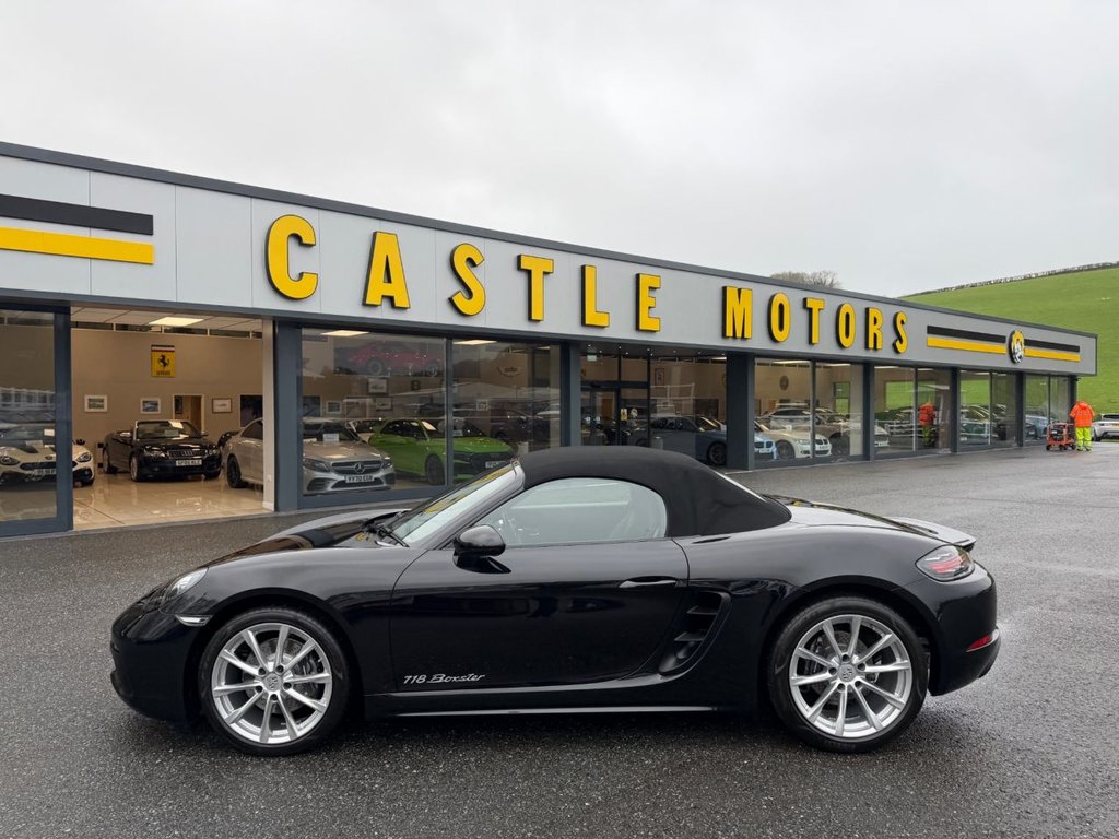 Used Porsche Boxster 2018 for sale - 77904995: Photo 4