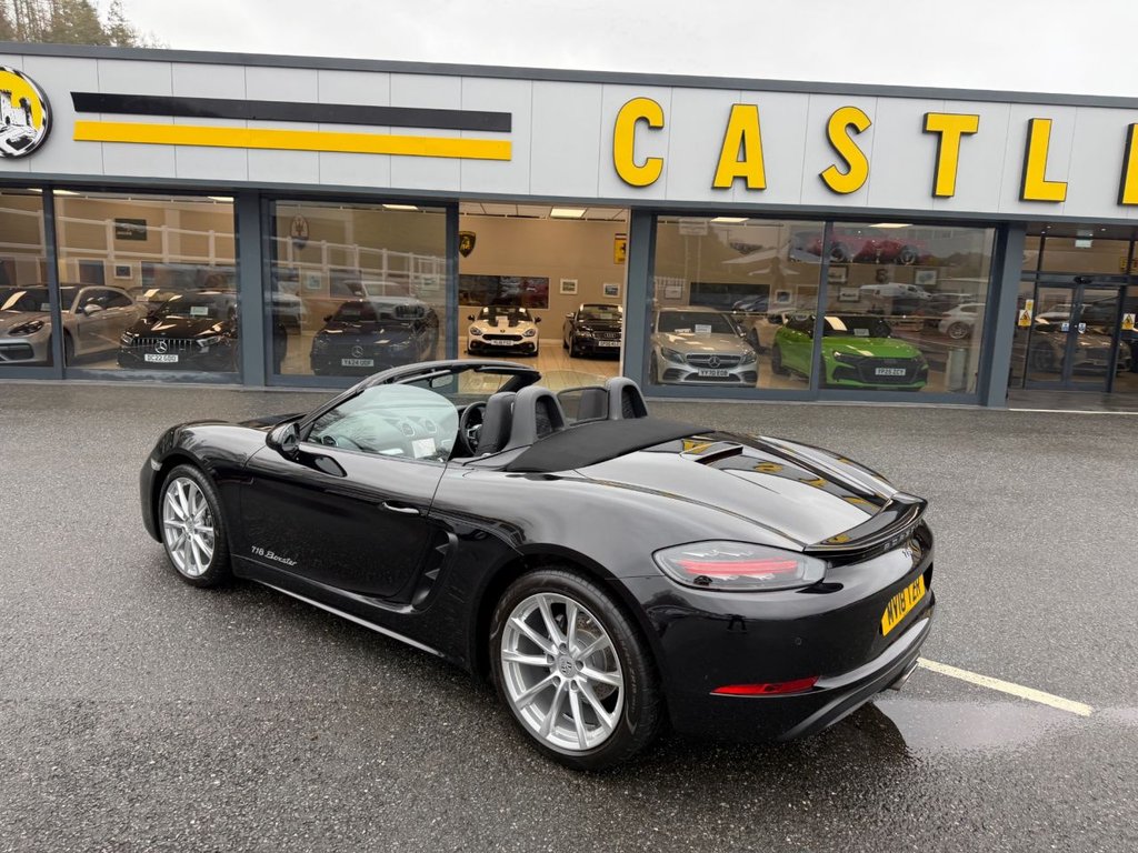 Used Porsche Boxster 2018 for sale - 77904995: Photo 6