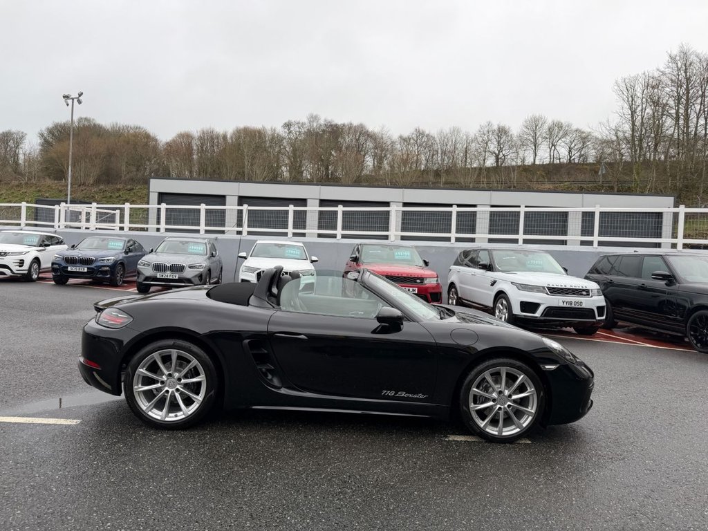 Used Porsche Boxster 2018 for sale - 77904995: Photo 8