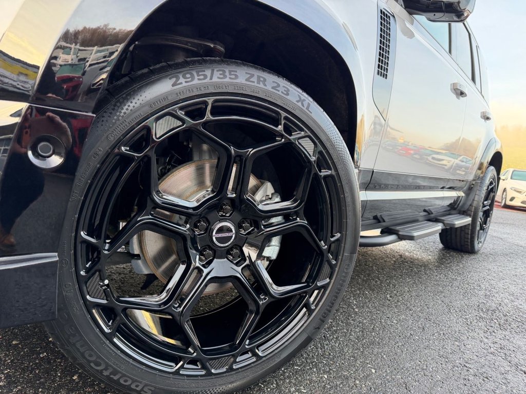 Used Land Rover Defender 110 2025 for sale - 76900320: Photo 26