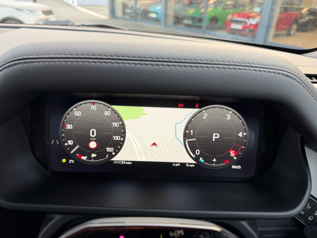 Used Land Rover Defender 110 2025 for sale - 76900320: Photo 31