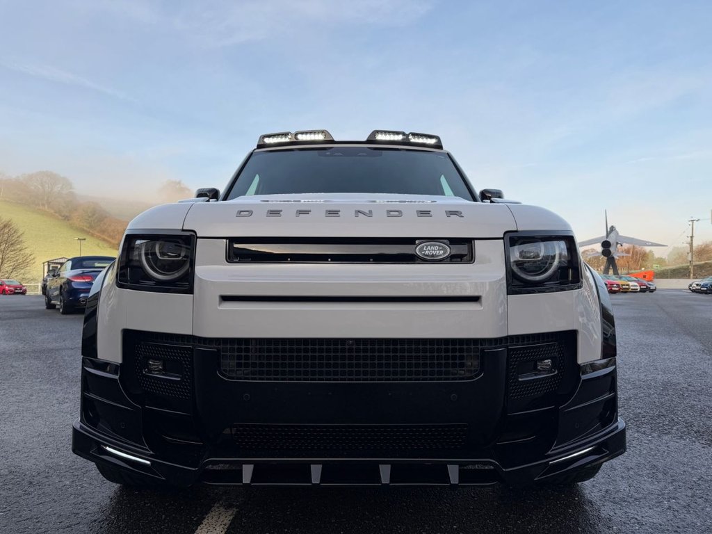 Used Land Rover Defender 110 2025 for sale - 76900320: Photo 34