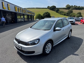 Used Volkswagen Golf 2010 for sale - 75613004: Photo