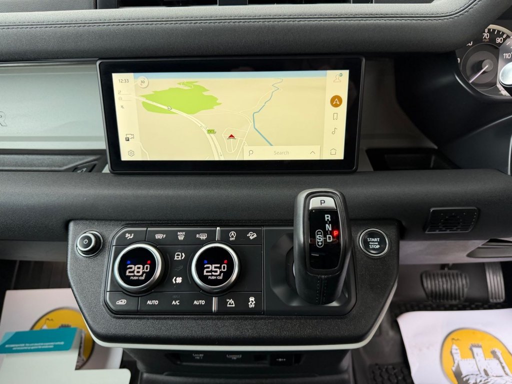 Used Land Rover Defender 2023 for sale - 76783503: Photo 14