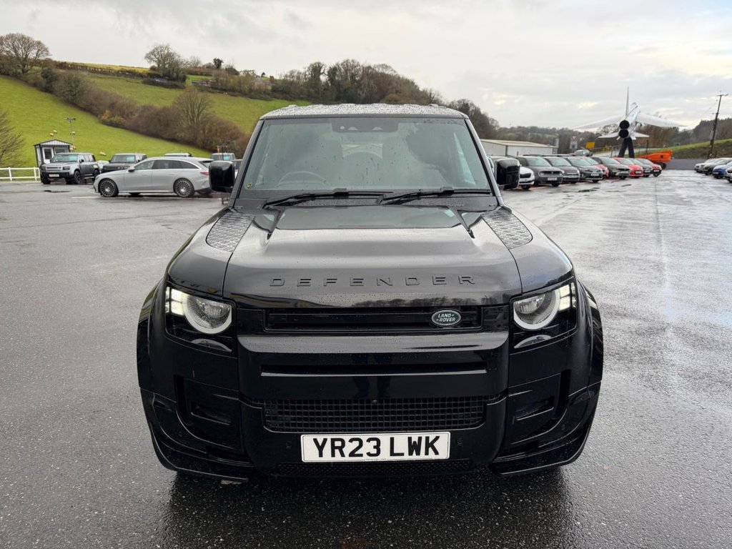 Used Land Rover Defender 2023 for sale - 76783503: Photo 2