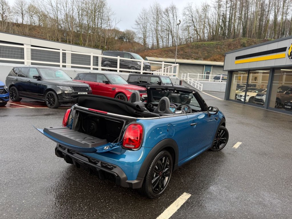 Used MINI Convertible 2023 for sale - 77383982: Photo 16