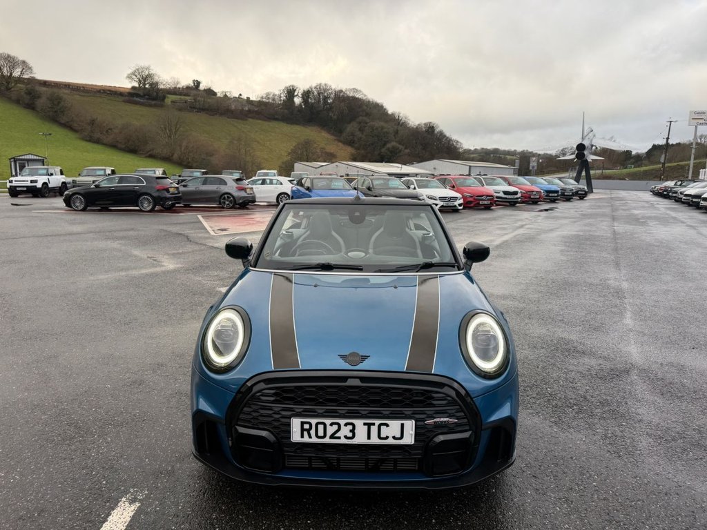 Used MINI Convertible 2023 for sale - 77383982: Photo 2