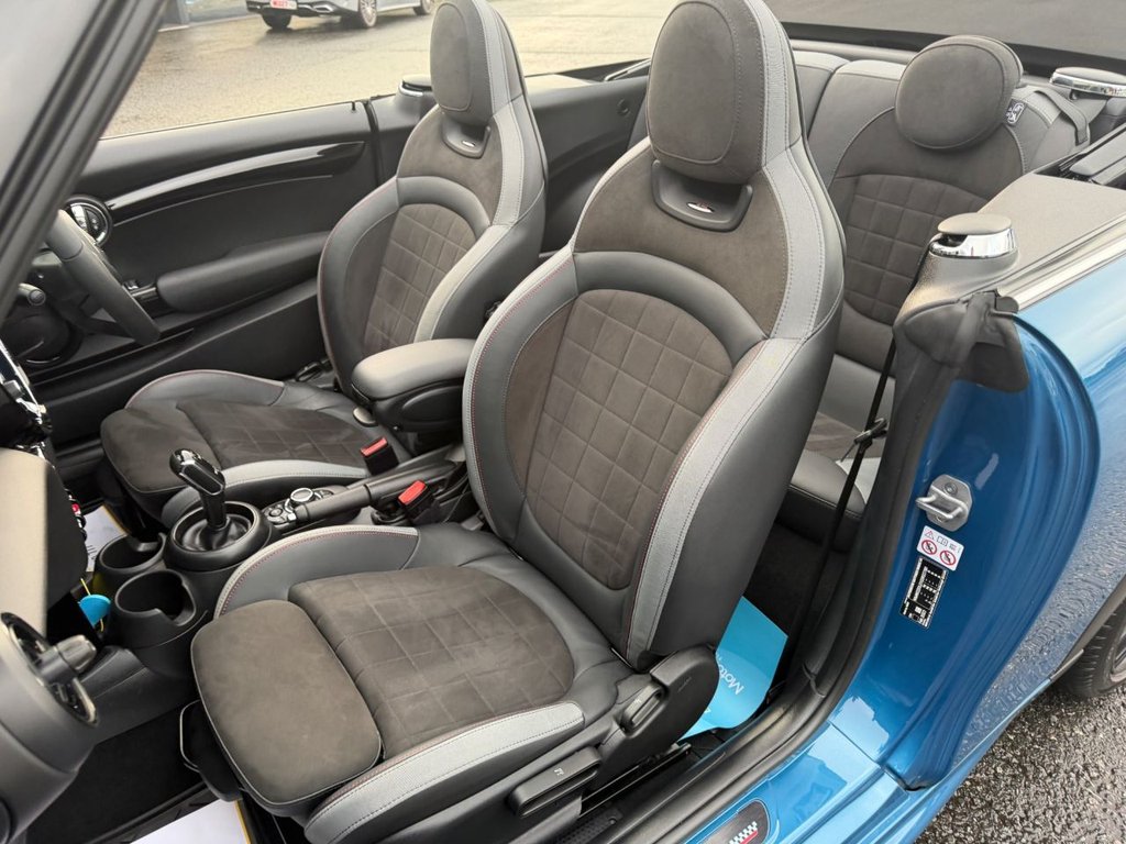 Used MINI Convertible 2023 for sale - 77383982: Photo 22