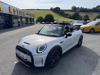 Used MINI Convertible 2021 for sale - 75666037: Photo