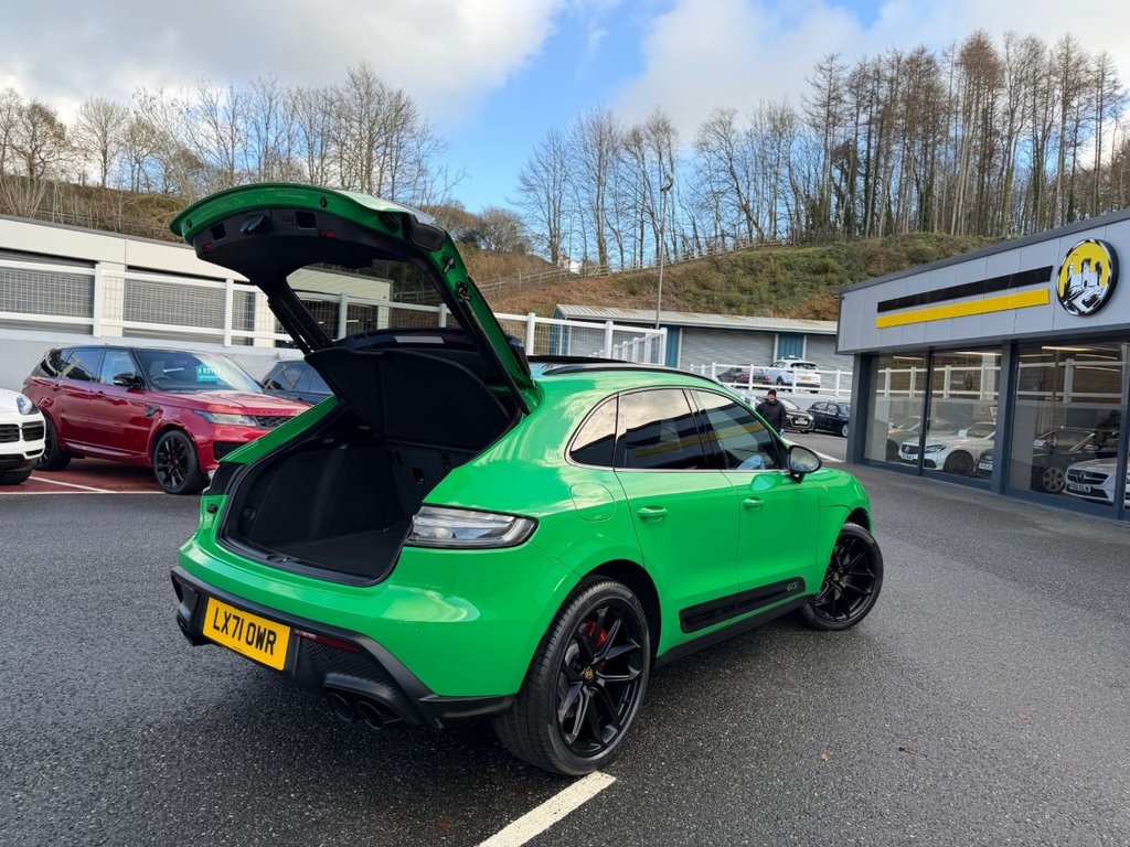 Used Porsche Macan 2021 for sale - 76740617: Photo 18