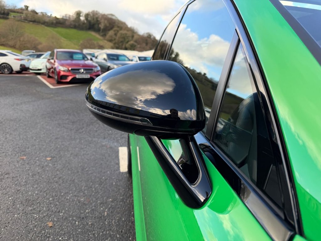 Used Porsche Macan 2021 for sale - 76740617: Photo 29