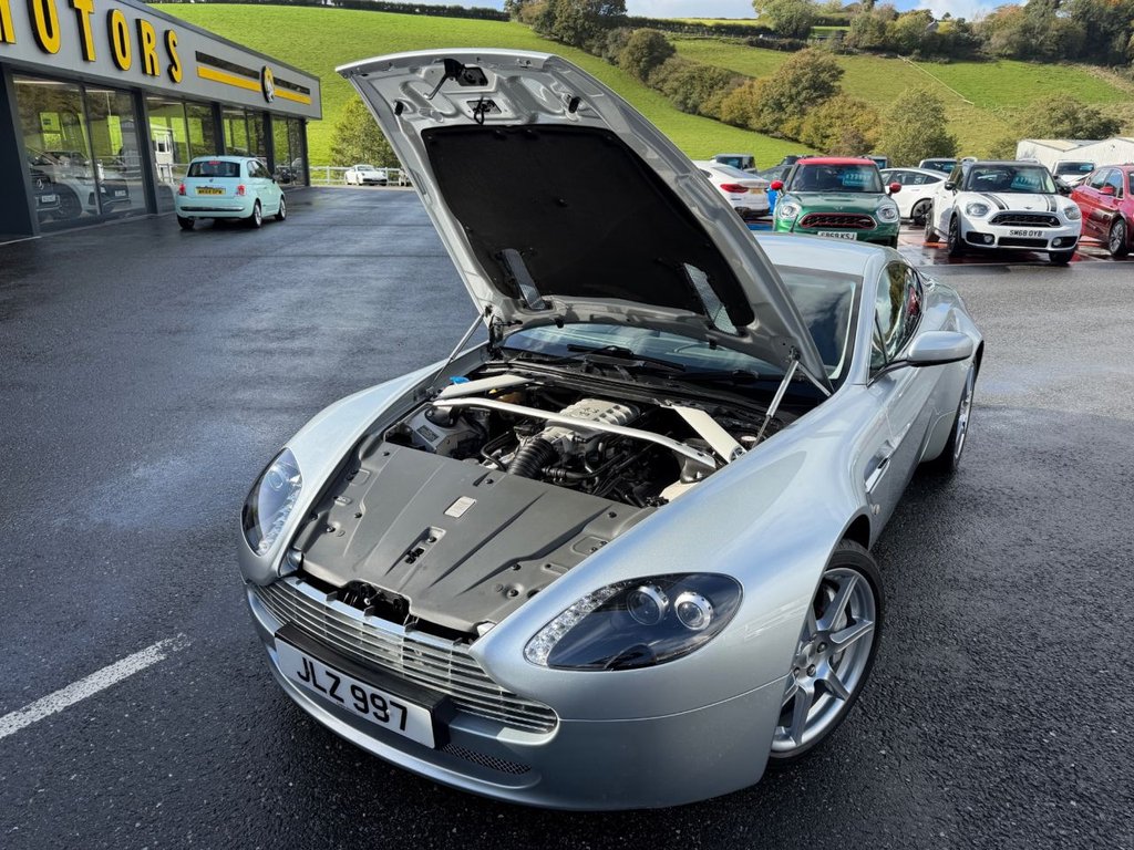 Used Aston Martin Vantage 2006 for sale - 76368158: Photo 21