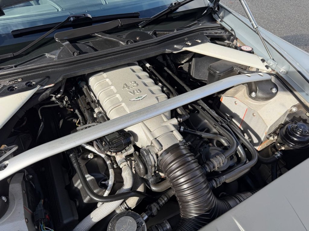 Used Aston Martin Vantage 2006 for sale - 76368158: Photo 23