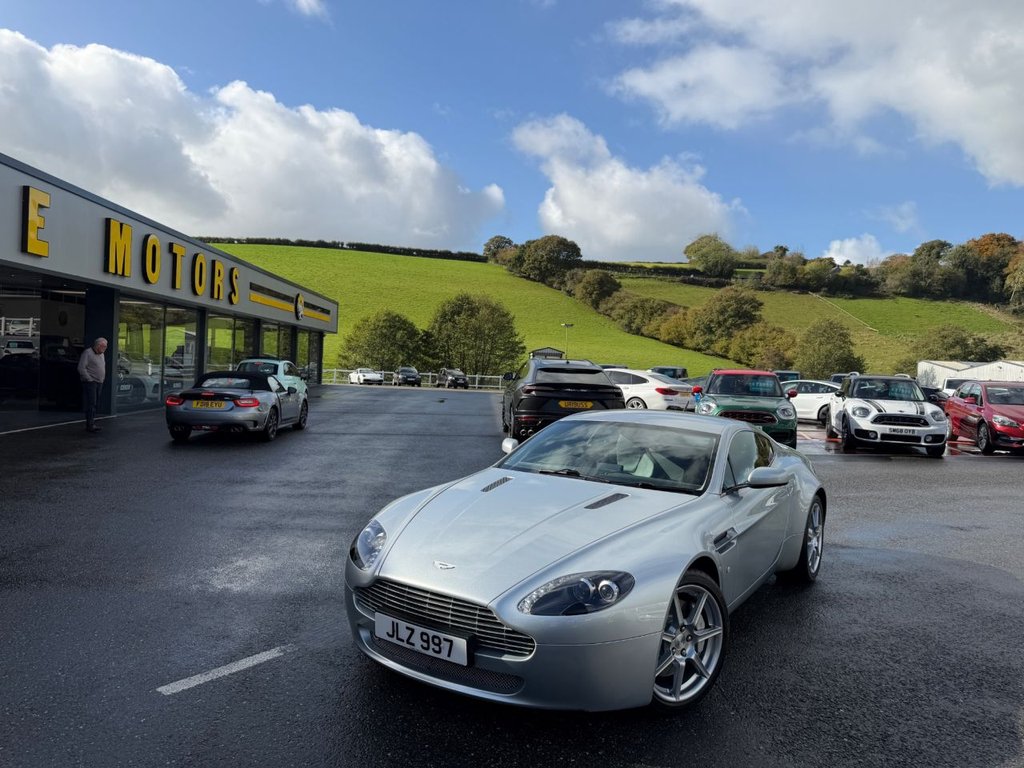 Used Aston Martin Vantage 2006 for sale - 76368158: Photo 25