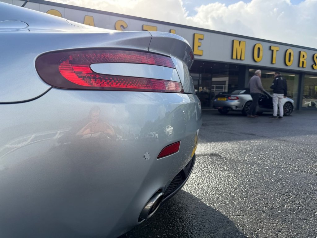 Used Aston Martin Vantage 2006 for sale - 76368158: Photo 30