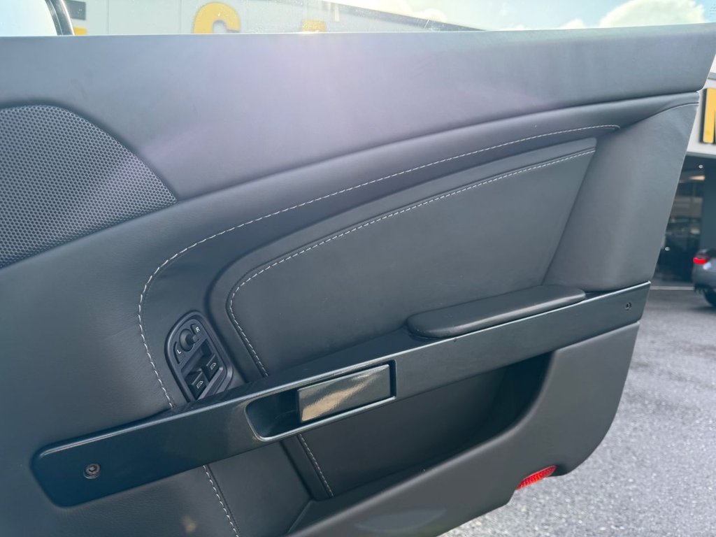 Used Aston Martin Vantage 2006 for sale - 76368158: Photo 33