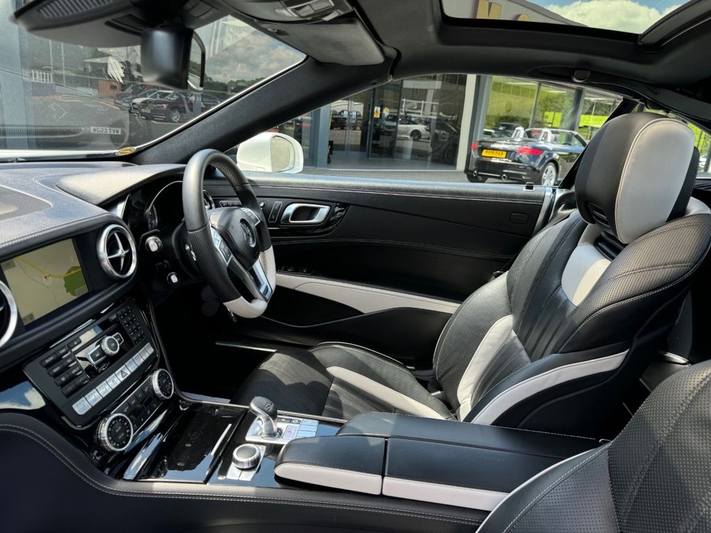 Used Mercedes-Benz SL 2016 for sale - 76617900: Photo 18