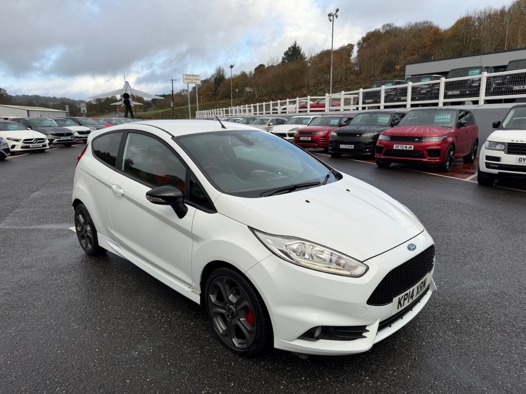 Used Ford Fiesta 2014 for sale - 76569756: Photo 1