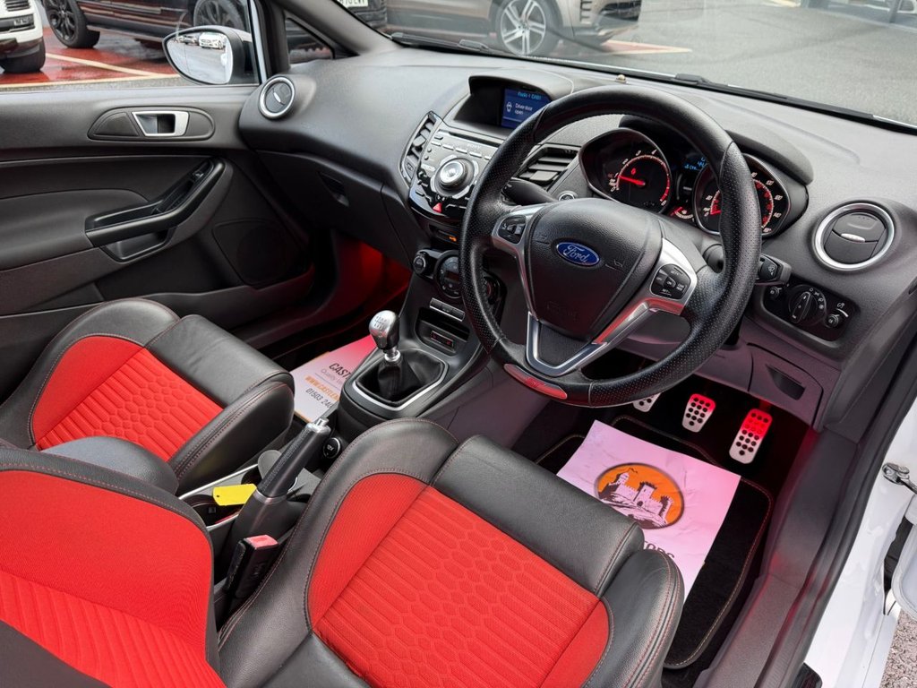 Used Ford Fiesta 2014 for sale - 76569756: Photo 10