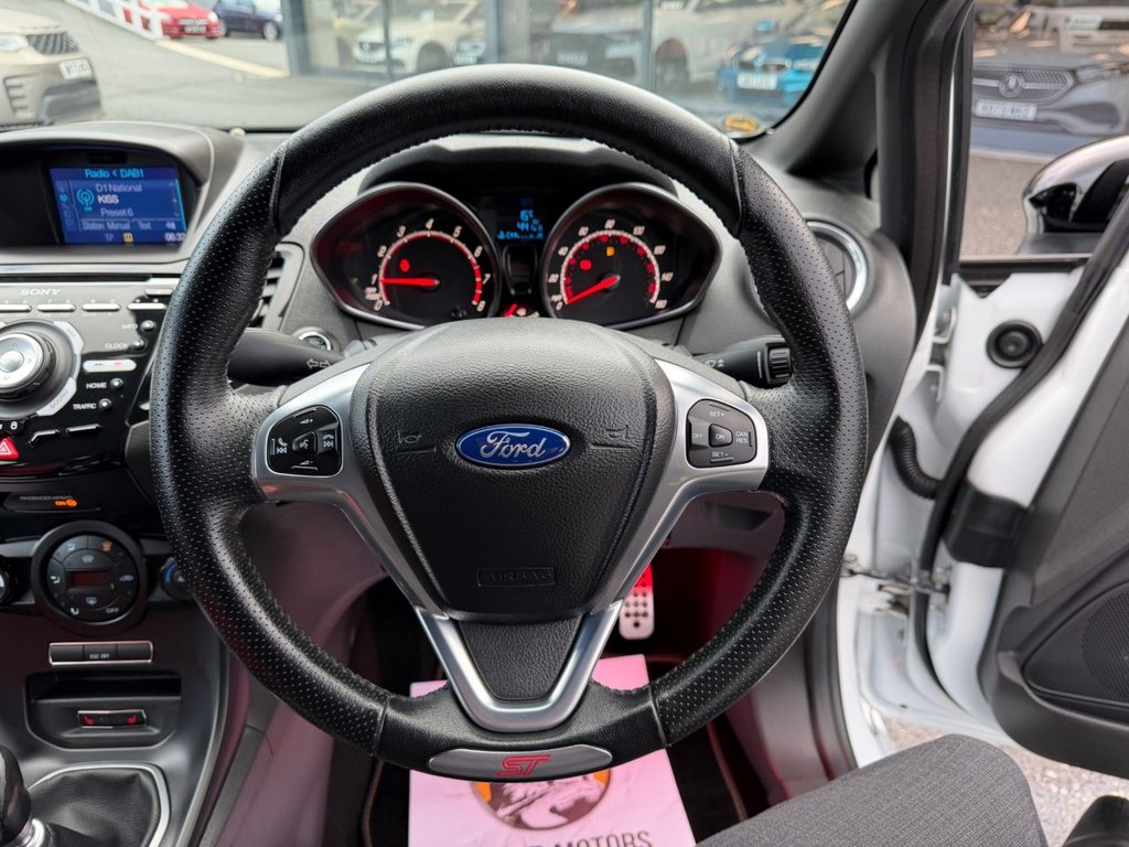 Used Ford Fiesta 2014 for sale - 76569756: Photo 12