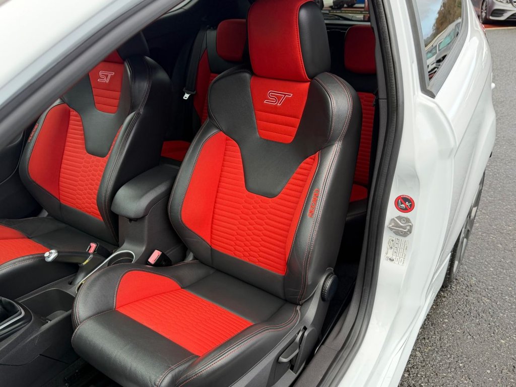 Used Ford Fiesta 2014 for sale - 76569756: Photo 20