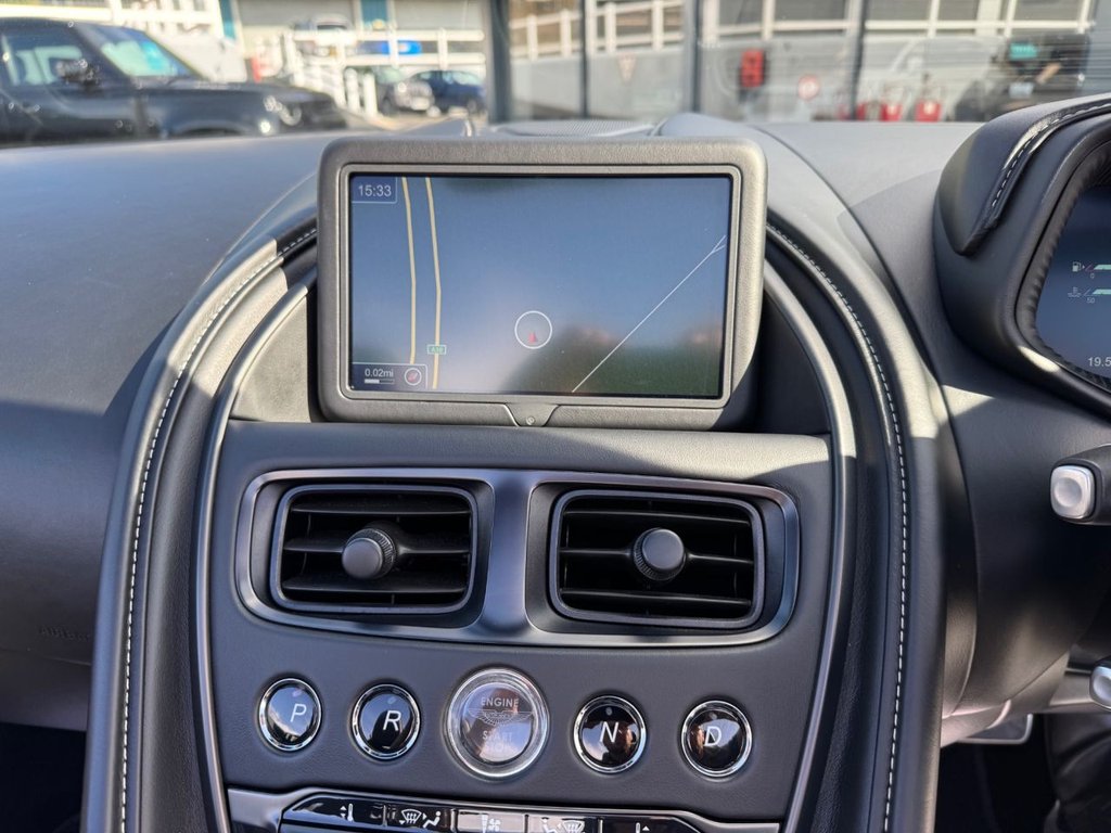 Used Aston Martin DB11 2020 for sale - 76396141: Photo 15