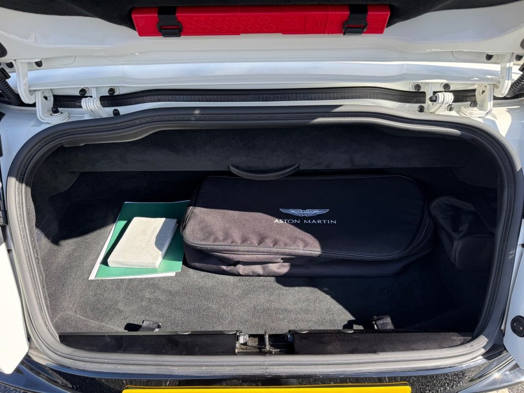 Used Aston Martin DB11 2020 for sale - 76396141: Photo 22