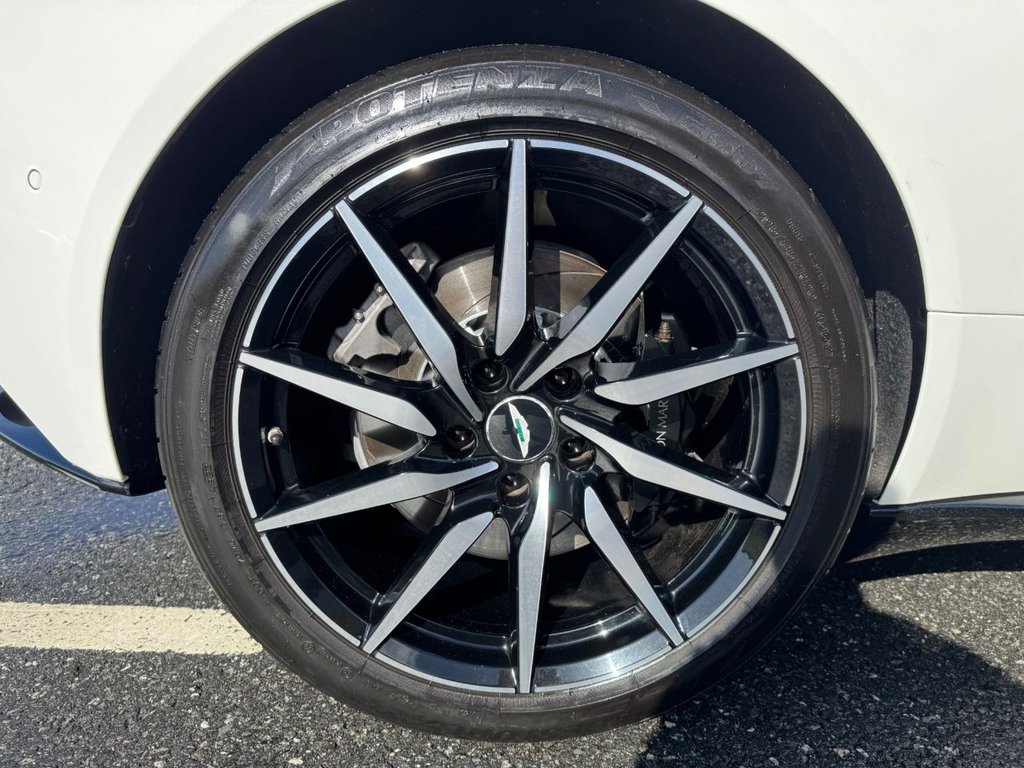 Used Aston Martin DB11 2020 for sale - 76396141: Photo 39