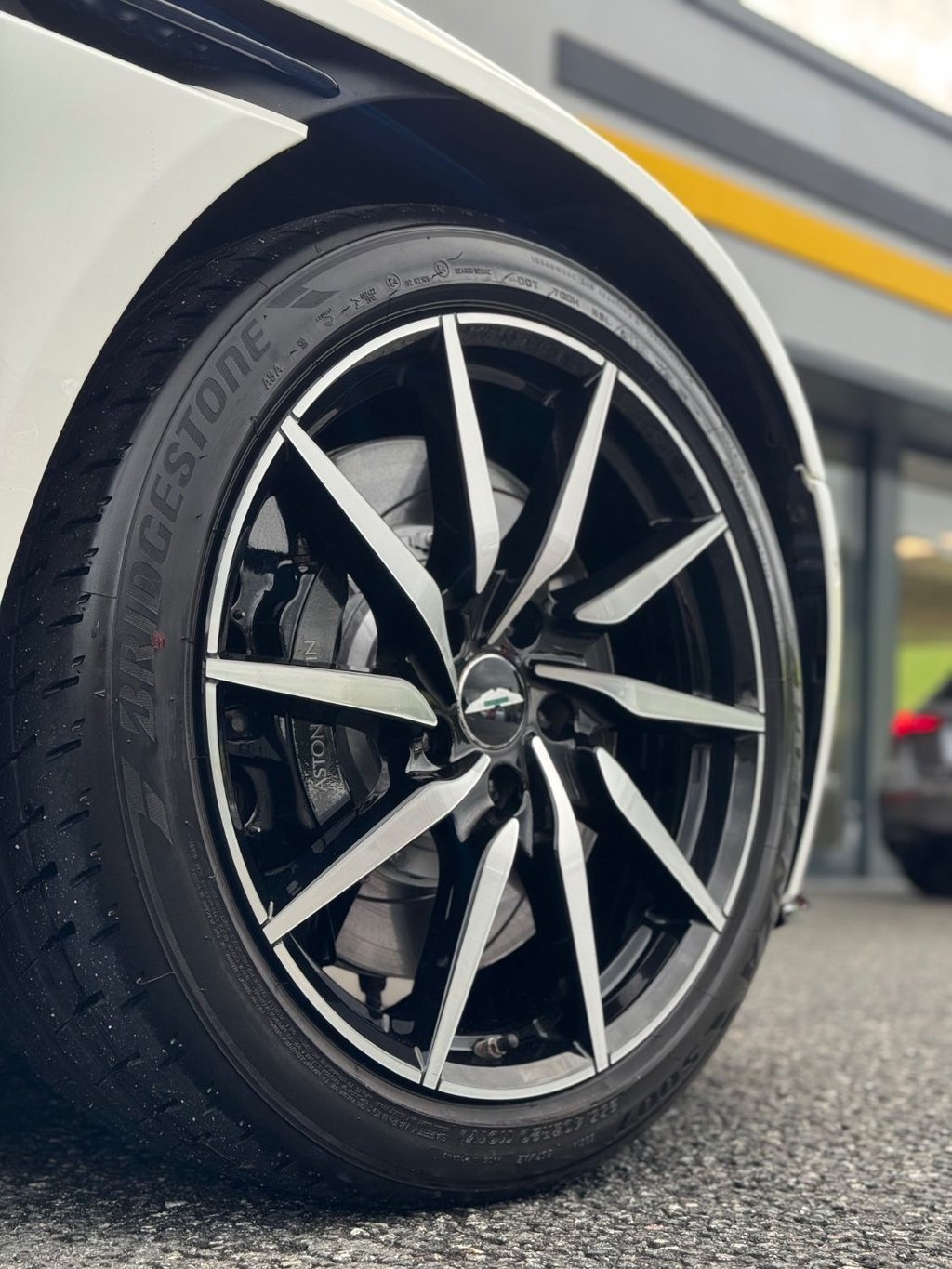 Used Aston Martin DB11 2020 for sale - 76396141: Photo 46