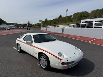 Used Porsche 928 2023 for sale - 79598551: Photo